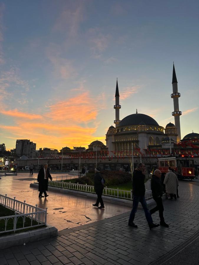 S.e.s. Taksim Daire *